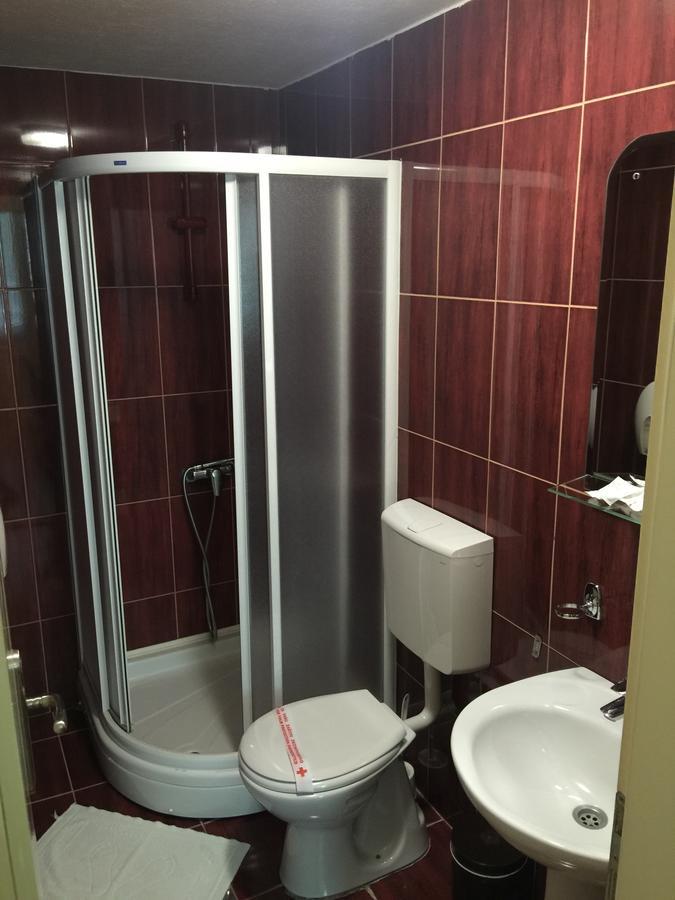 Bed & Breakfast Karavan Raska Екстер'єр фото