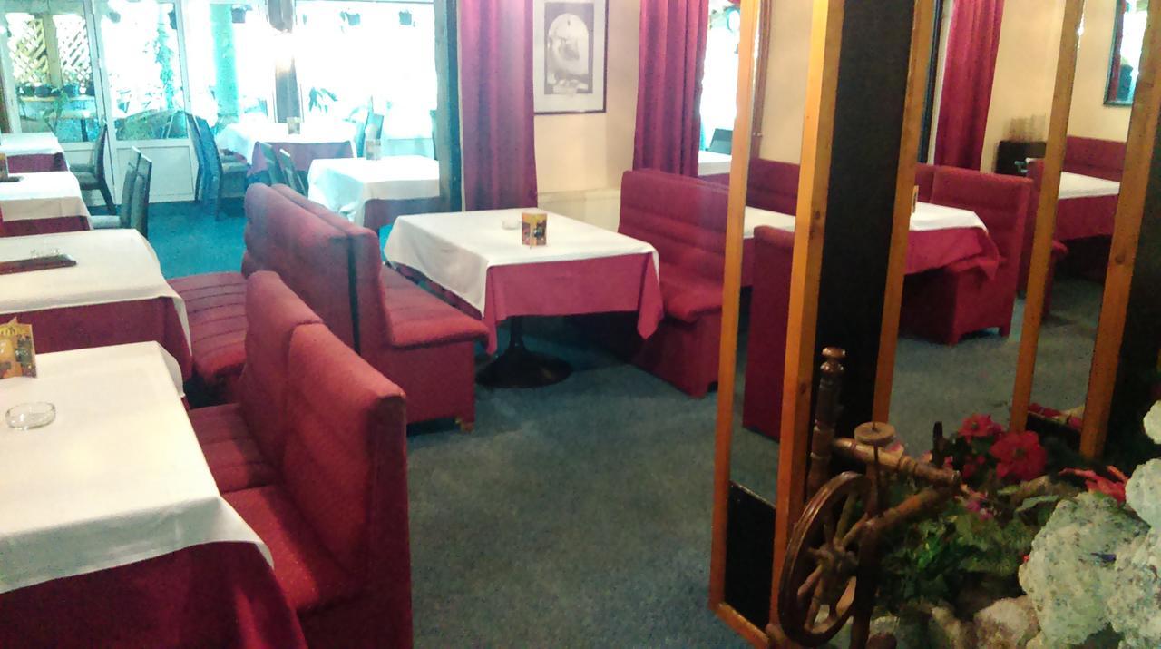 Bed & Breakfast Karavan Raska Екстер'єр фото
