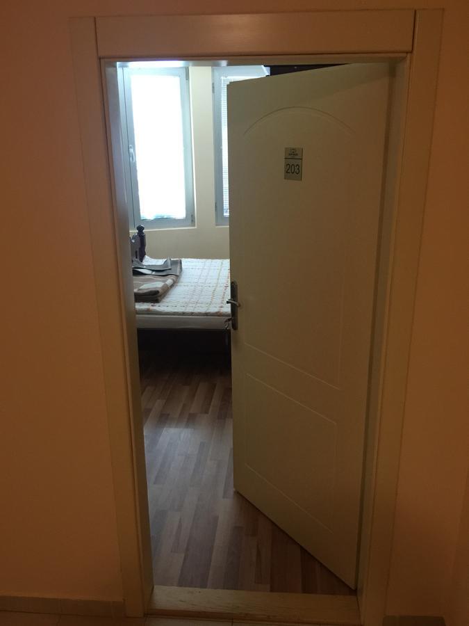 Bed & Breakfast Karavan Raska Екстер'єр фото