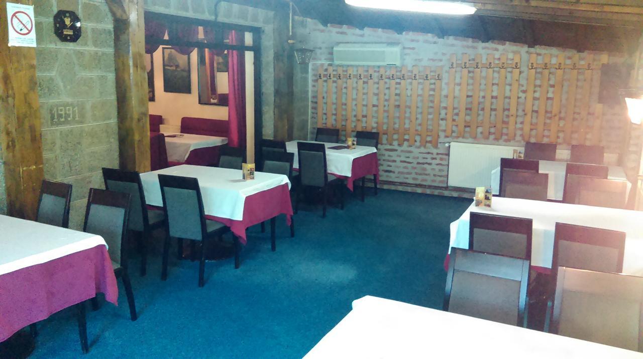 Bed & Breakfast Karavan Raska Екстер'єр фото
