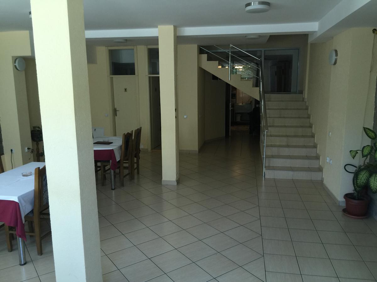Bed & Breakfast Karavan Raska Екстер'єр фото