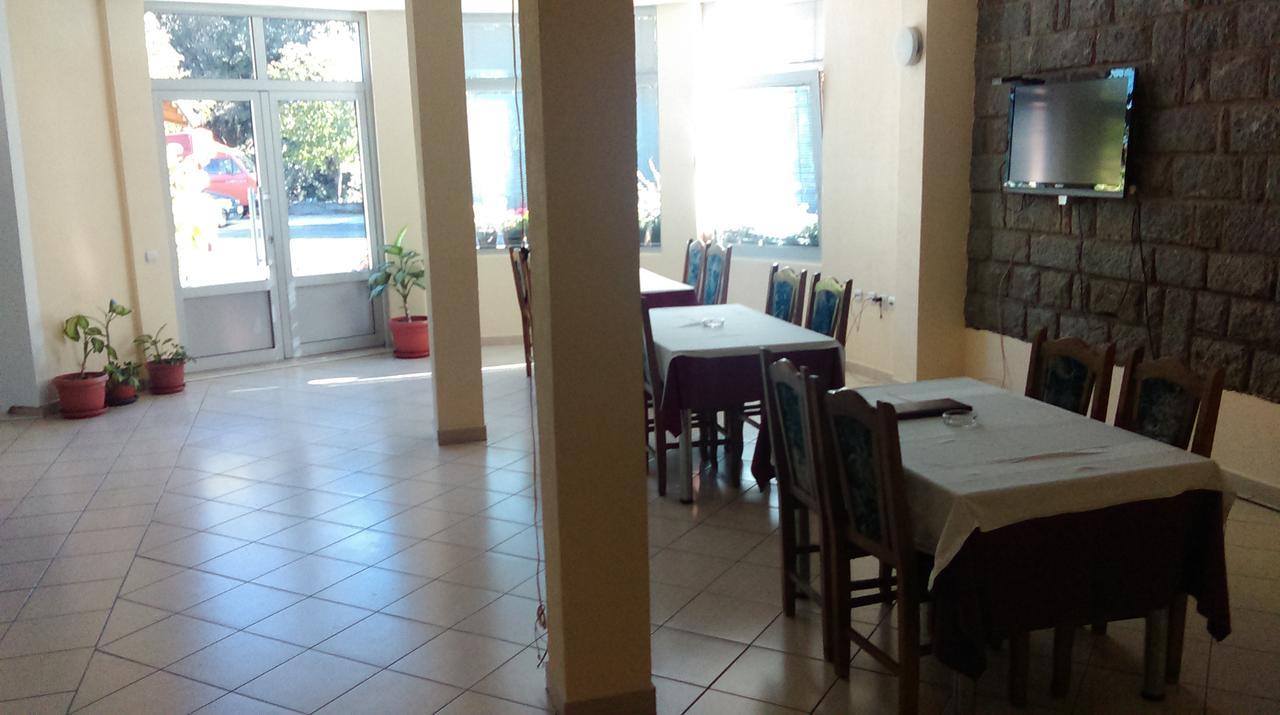 Bed & Breakfast Karavan Raska Екстер'єр фото