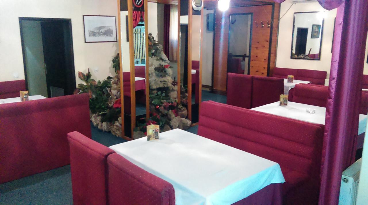 Bed & Breakfast Karavan Raska Екстер'єр фото