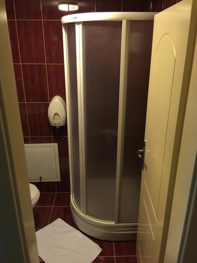 Bed & Breakfast Karavan Raska Екстер'єр фото