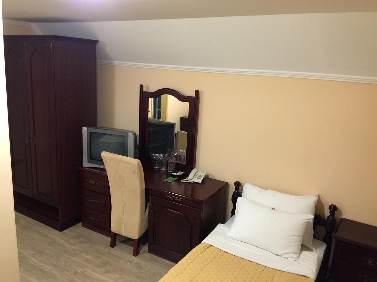 Bed & Breakfast Karavan Raska Екстер'єр фото
